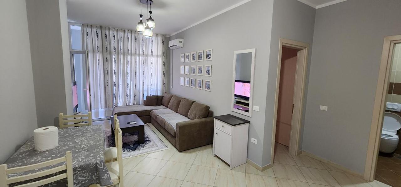Pleasing Place With Free Parking On Site In Tirana Komuna E Parisit Esterno foto
