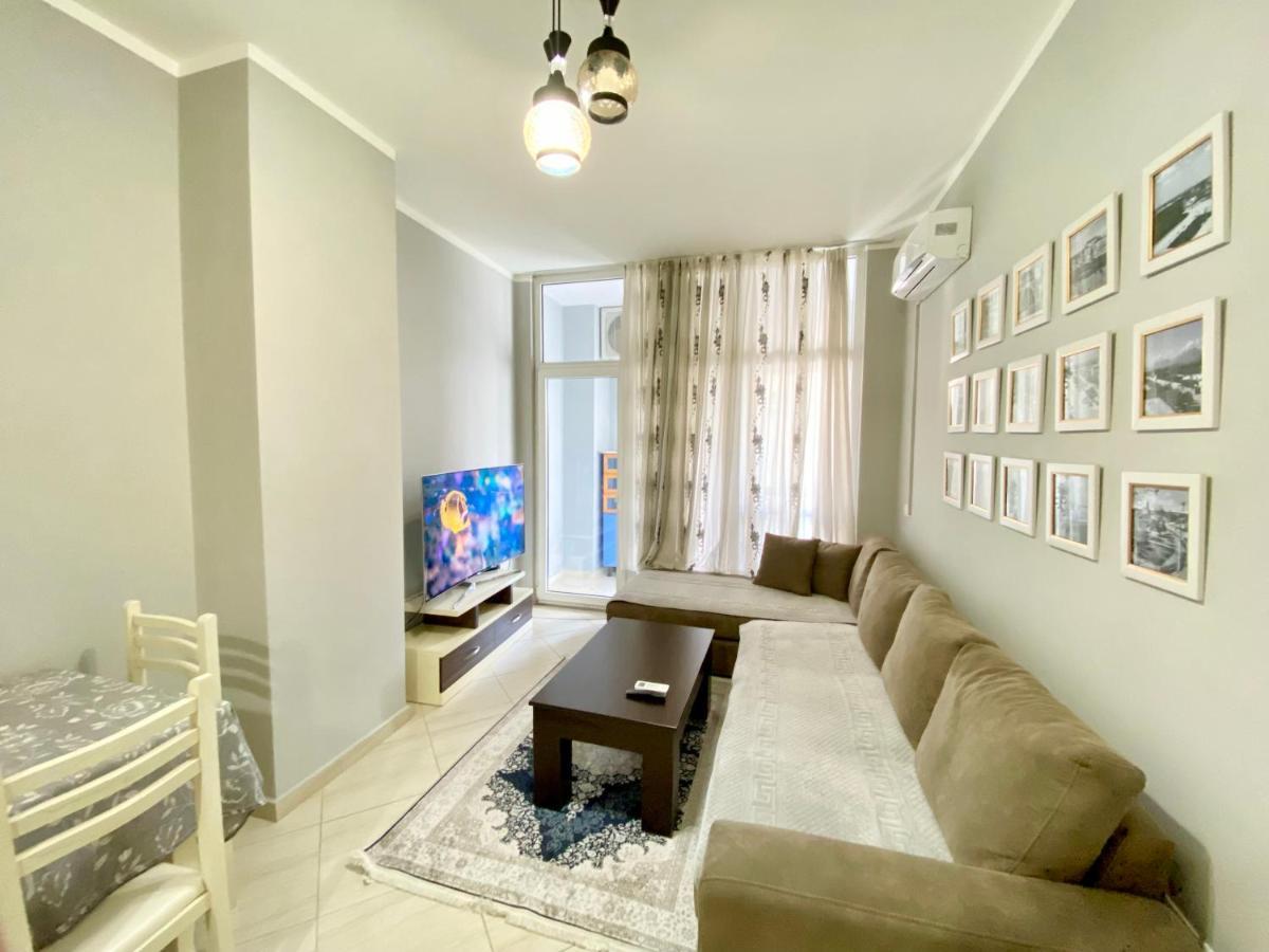 Pleasing Place With Free Parking On Site In Tirana Komuna E Parisit Esterno foto