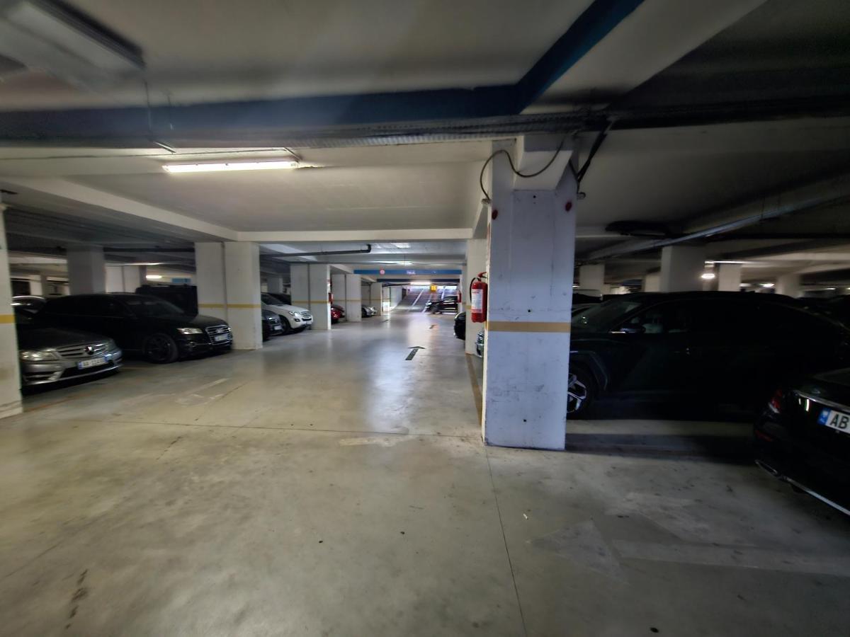 Pleasing Place With Free Parking On Site In Tirana Komuna E Parisit Esterno foto